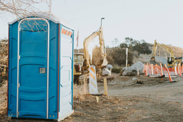 Best Portable restroom trailer rental  in Hlside, IL